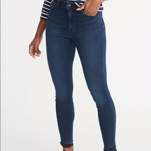 Old Navy High-Rise Built-In Warm Rockstar Jeans